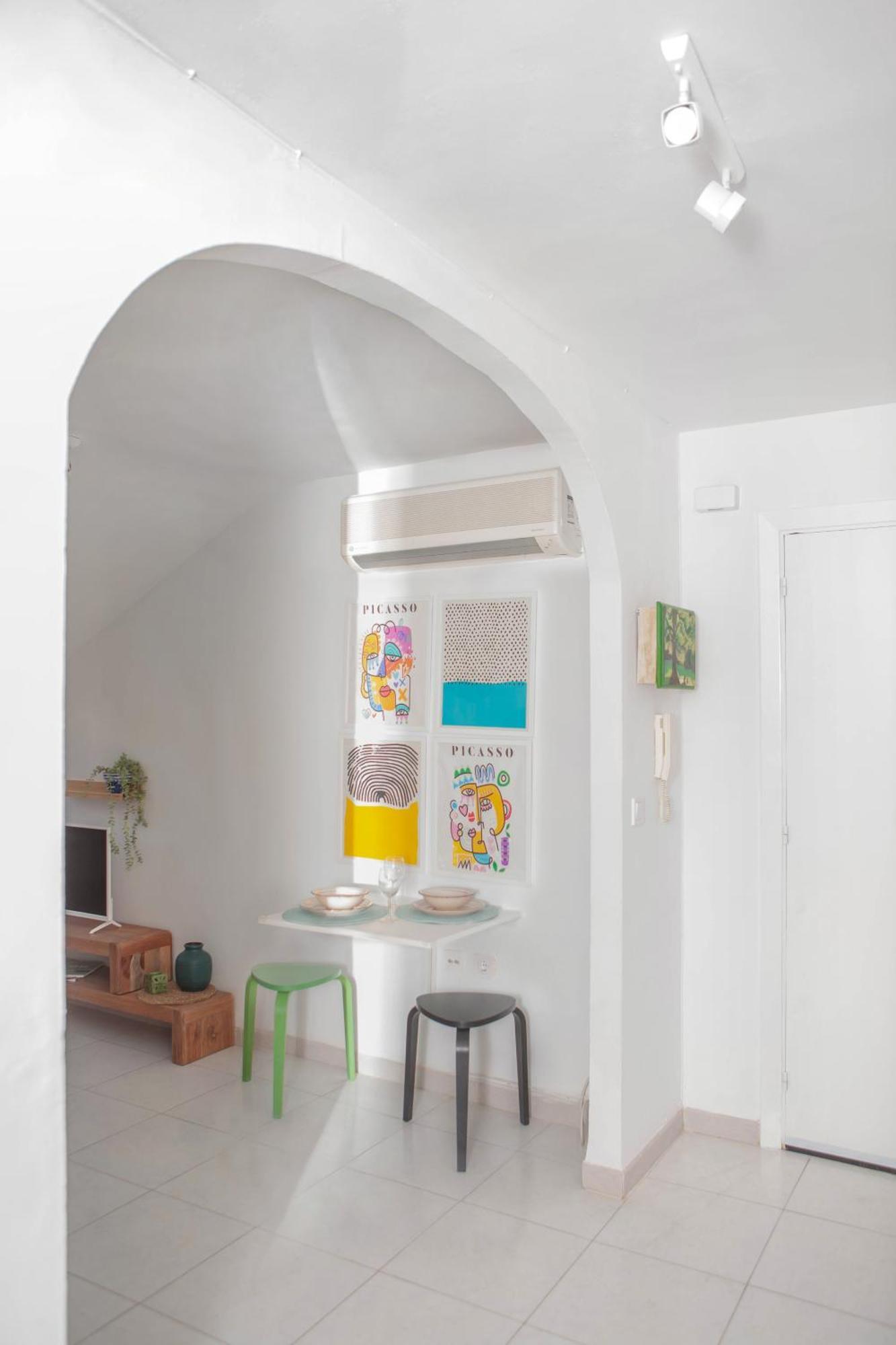 Picasso'S Dream Cozy & Chic Attic Plaza Merced Málaga Eksteriør billede